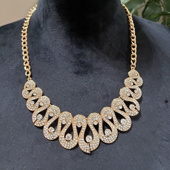 Womens Gold Tone Rhinestones Snake Shaped Collar Necklace with Lobster Clasp - Picture 1 of 7